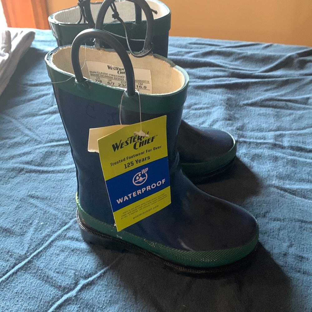 Childrens  Waterproof Brand New Boots